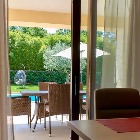 Giovanna By Interhome Porec