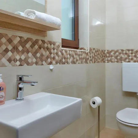 Будинок відпочинку Giovanna By Interhome Пореч