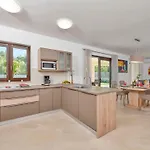 Giovanna By Interhome