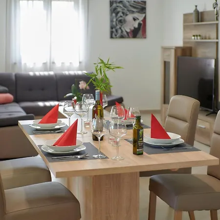 Hébergement de vacances Giovanna By Interhome Poreč