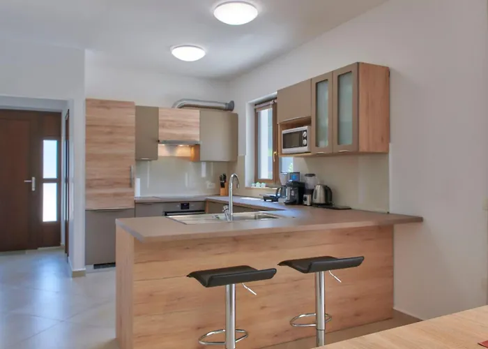 Giovanna By Interhome *