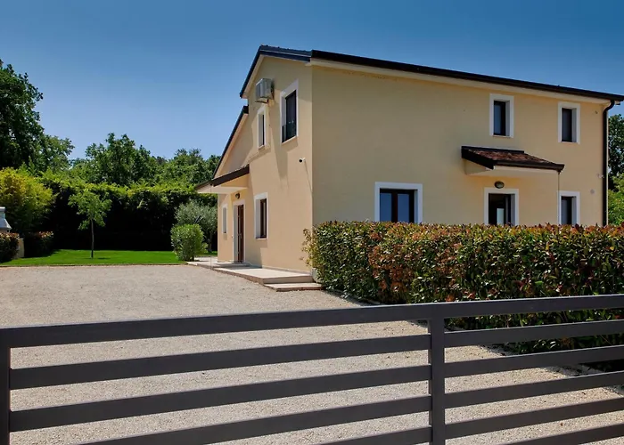 Giovanna By Interhome Porec